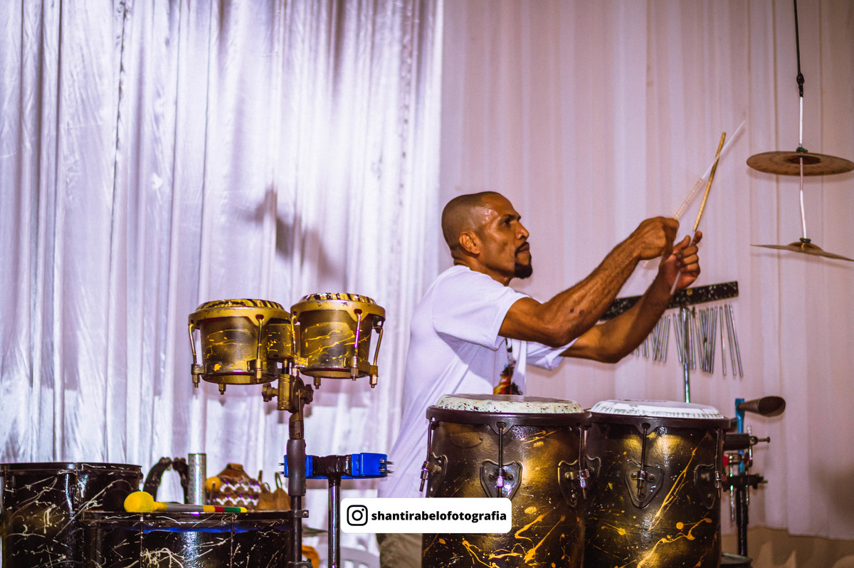 Fotografia de eventos em São Mateus, cobertura fotográfica de eventos, fotógrafo em São Mateus ES, Agência Cricaré, Shanti Rabelo, fotografia em cultos, fotos de congressos, foto de conferências, foto cristão capixaba, foto de músico, foto de pregador.