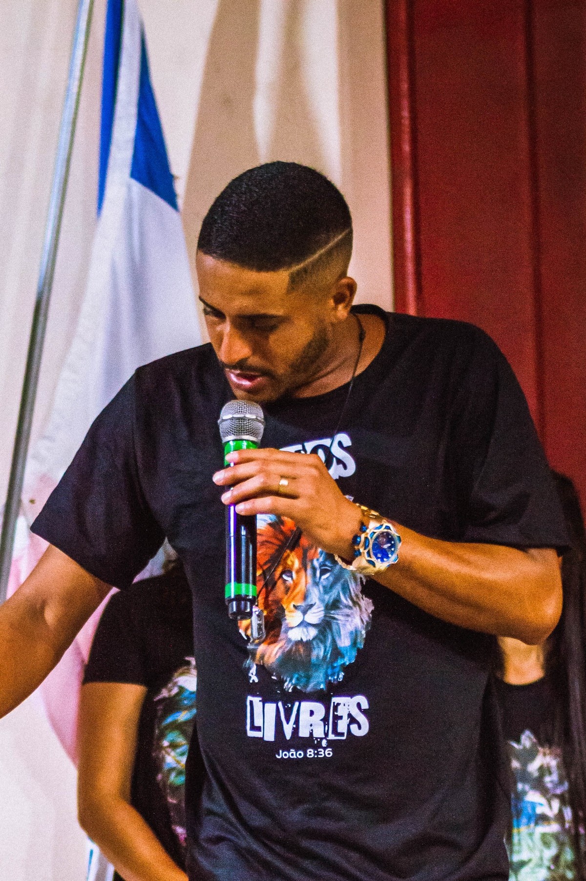 Fotografia de eventos em São Mateus, cobertura fotográfica de eventos, fotógrafo em São Mateus ES, Agência Cricaré, Shanti Rabelo, fotografia em cultos, fotos de congressos, foto de conferências, foto cristão capixaba, foto de músico, foto de pregador.