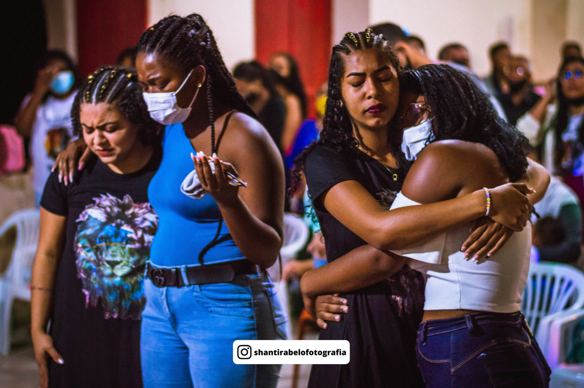 Fotografia de eventos em São Mateus, cobertura fotográfica de eventos, fotógrafo em São Mateus ES, Agência Cricaré, Shanti Rabelo, fotografia em cultos, fotos de congressos, foto de conferências, foto cristão capixaba, foto de músico, foto de pregador.