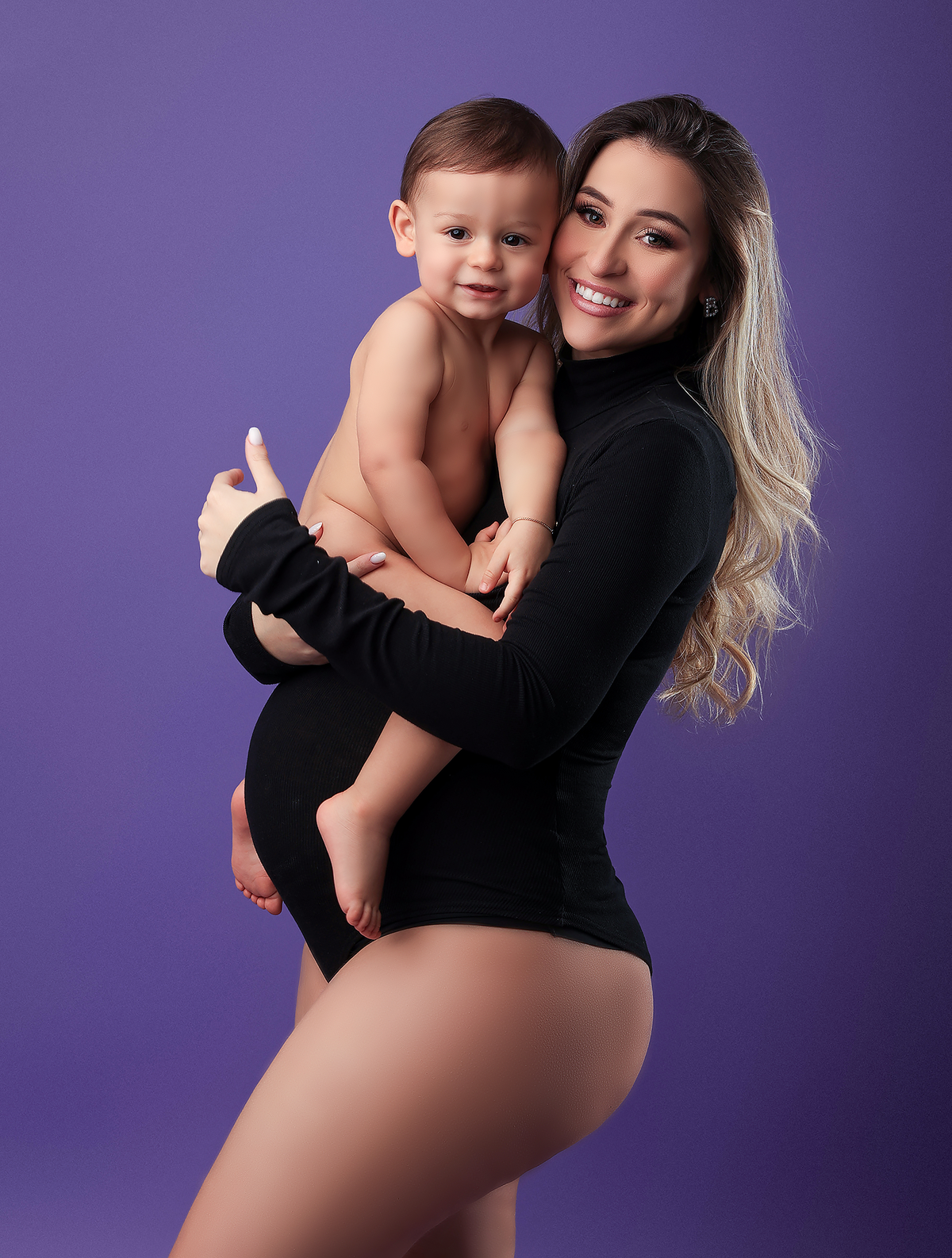 sessao de fotos em estudio para fotografia de gravida localizado em lisboa portugal jkdfhjfhjfk