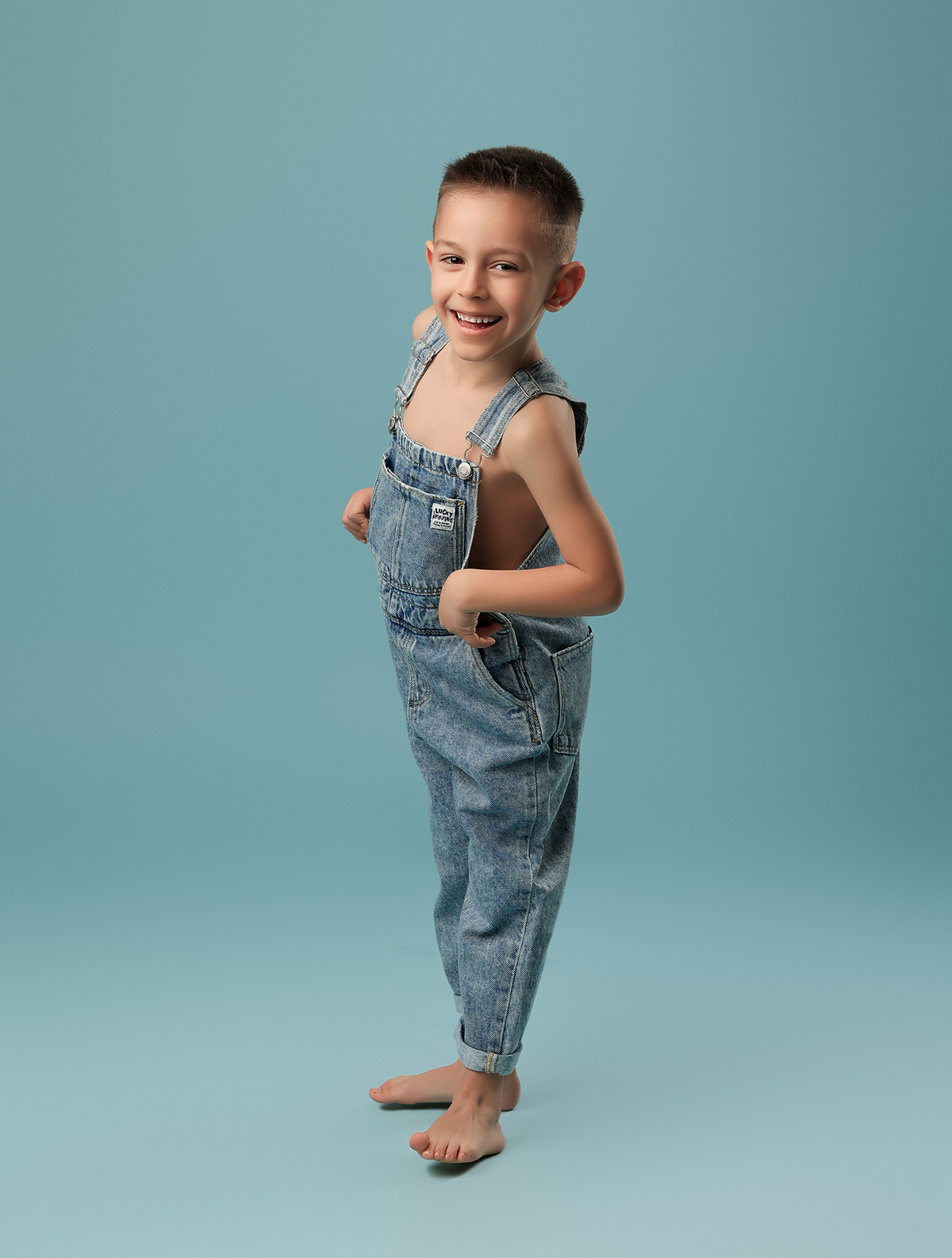 sessao fotografica mae e filho em estudio fotografico em lisboa portugal ejkdhf