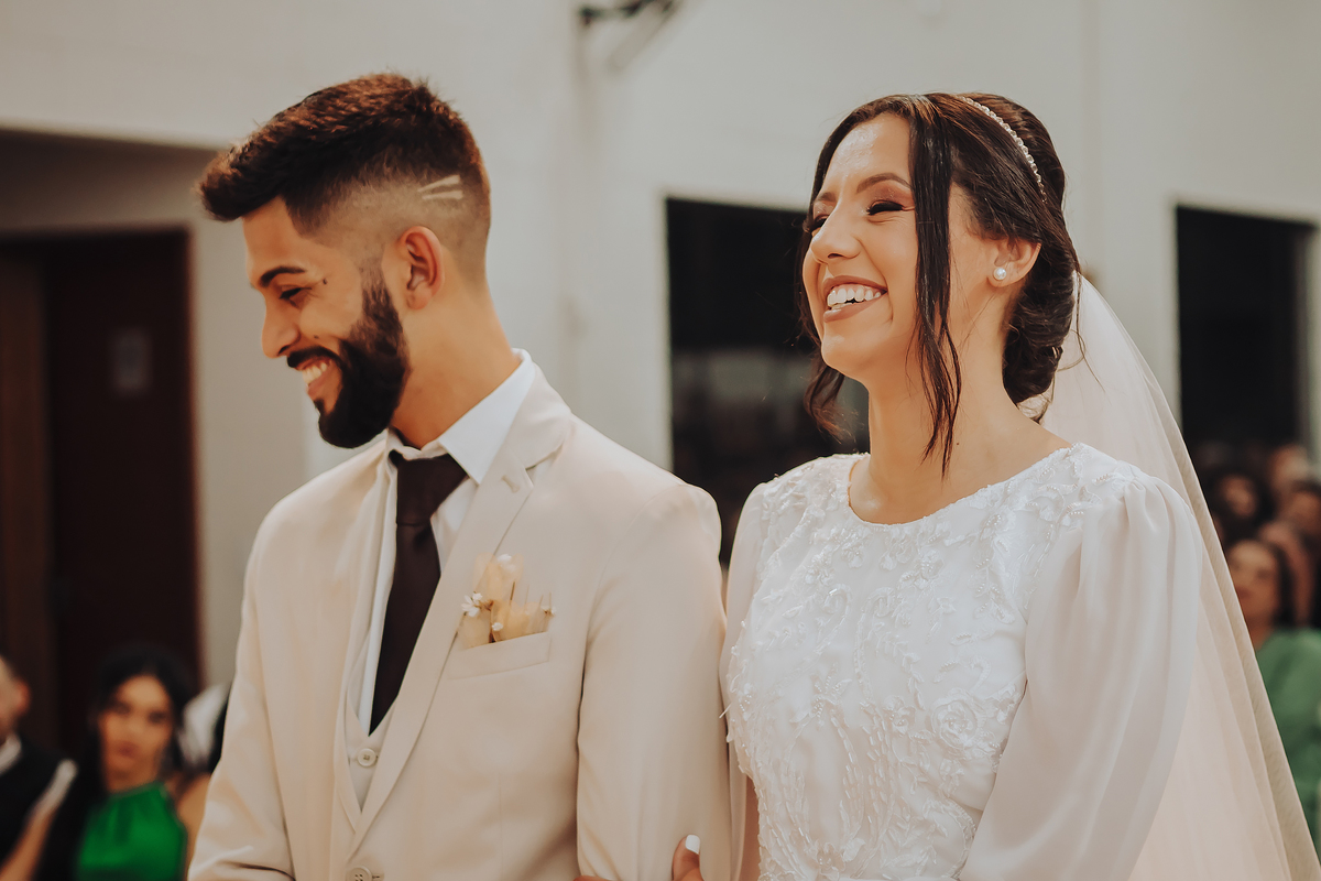 FOTOS DE CASAMENTO - POSES CASAMENTO - ENSAIO CASAL - FOTOGRAFO EM ITAPEVA - ROBSON PRAXEDES - ANTONIO NETO - JULIA DESTEFANI