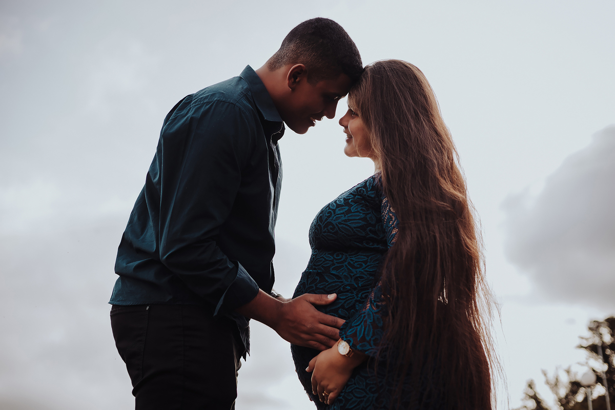 ENSAIO GESTANTE - POSES ENSAIO GESNTANTE - FOTOGRAFO EM ITAPEVA - ROBSON PRAXEDES - PILÃO DAGUA ITAPEVA SP