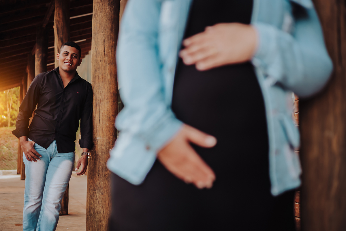 ENSAIO GESTANTE - POSES ENSAIO GESNTANTE - FOTOGRAFO EM ITAPEVA - ROBSON PRAXEDES - PILÃO DAGUA ITAPEVA SP