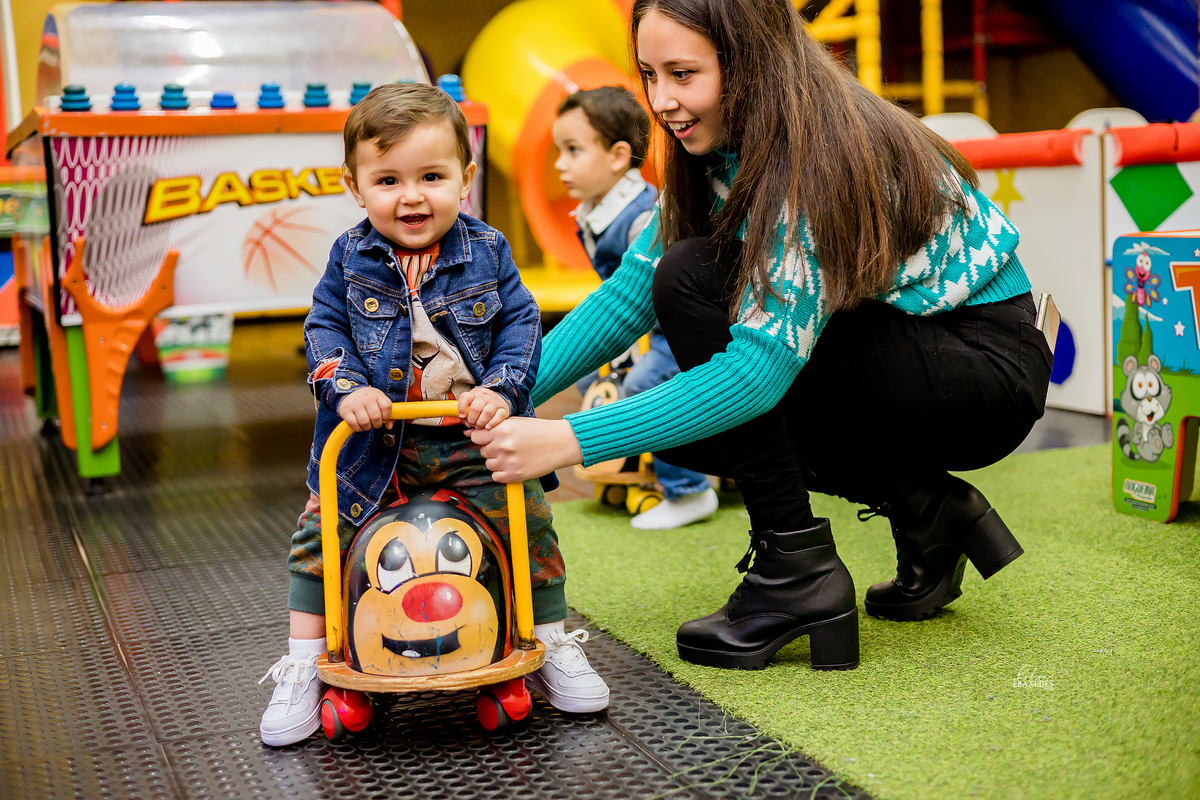 ANIVERSARIO INFANTIL - FOTOGRAFO EM ITAPEVA - ROBSON PRAXEDES - FER FER VENDO