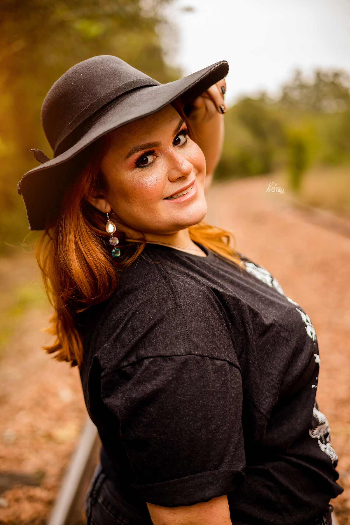 ENSAIO FEMININO - FOTOGRAFO EM ITAPEVA -ROBSON PRAXEDES