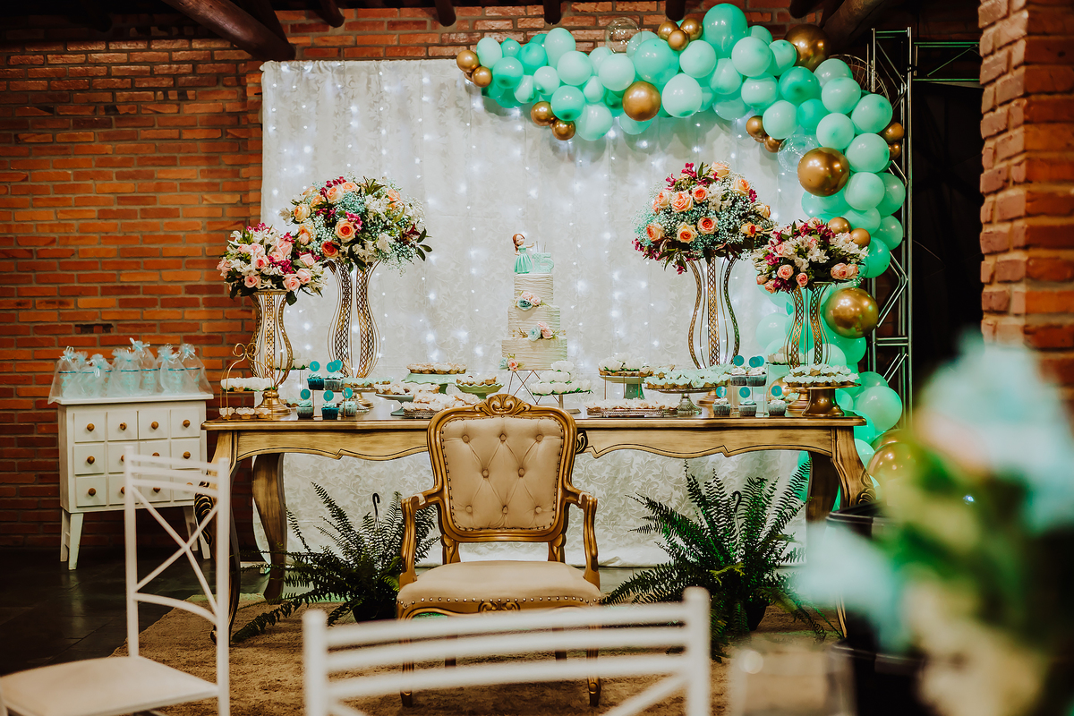 ANIVERSÁRIO 15 ANOS - DEBUTANTE - FOTOGRAFO EM ITAPEVA - ROBSON PRAXEDES - CHACARA VOVO LOURDES - POSES 15 ANOS