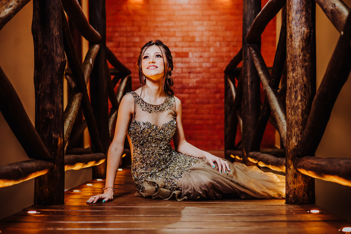 ANIVERSÁRIO 15 ANOS - DEBUTANTE - FOTOGRAFO EM ITAPEVA - ROBSON PRAXEDES - CHACARA VOVO LOURDES - POSES 15 ANOS