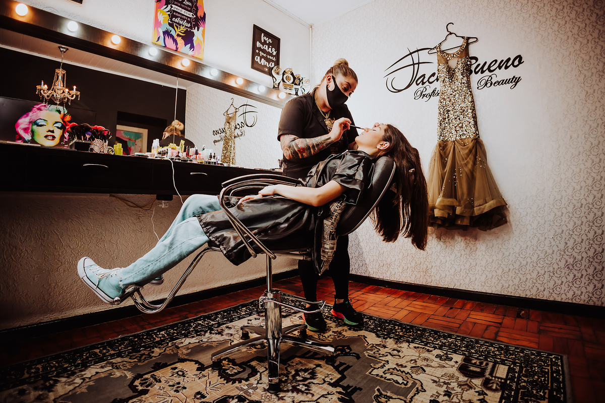 ANIVERSÁRIO 15 ANOS - DEBUTANTE - FOTOGRAFO EM ITAPEVA - ROBSON PRAXEDES - CHACARA VOVO LOURDES - POSES 15 ANOS