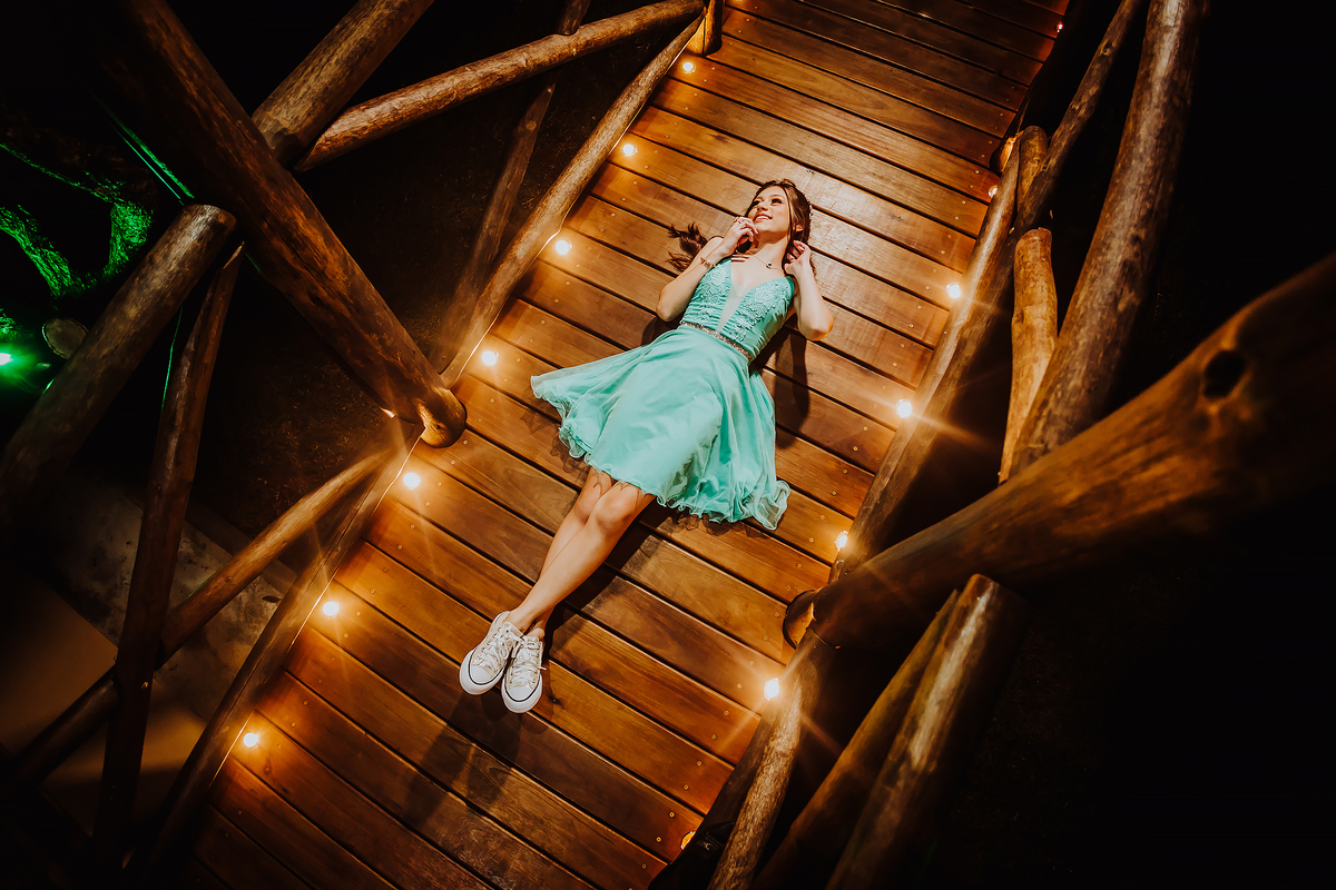 ANIVERSÁRIO 15 ANOS - DEBUTANTE - FOTOGRAFO EM ITAPEVA - ROBSON PRAXEDES - CHACARA VOVO LOURDES - POSES 15 ANOS