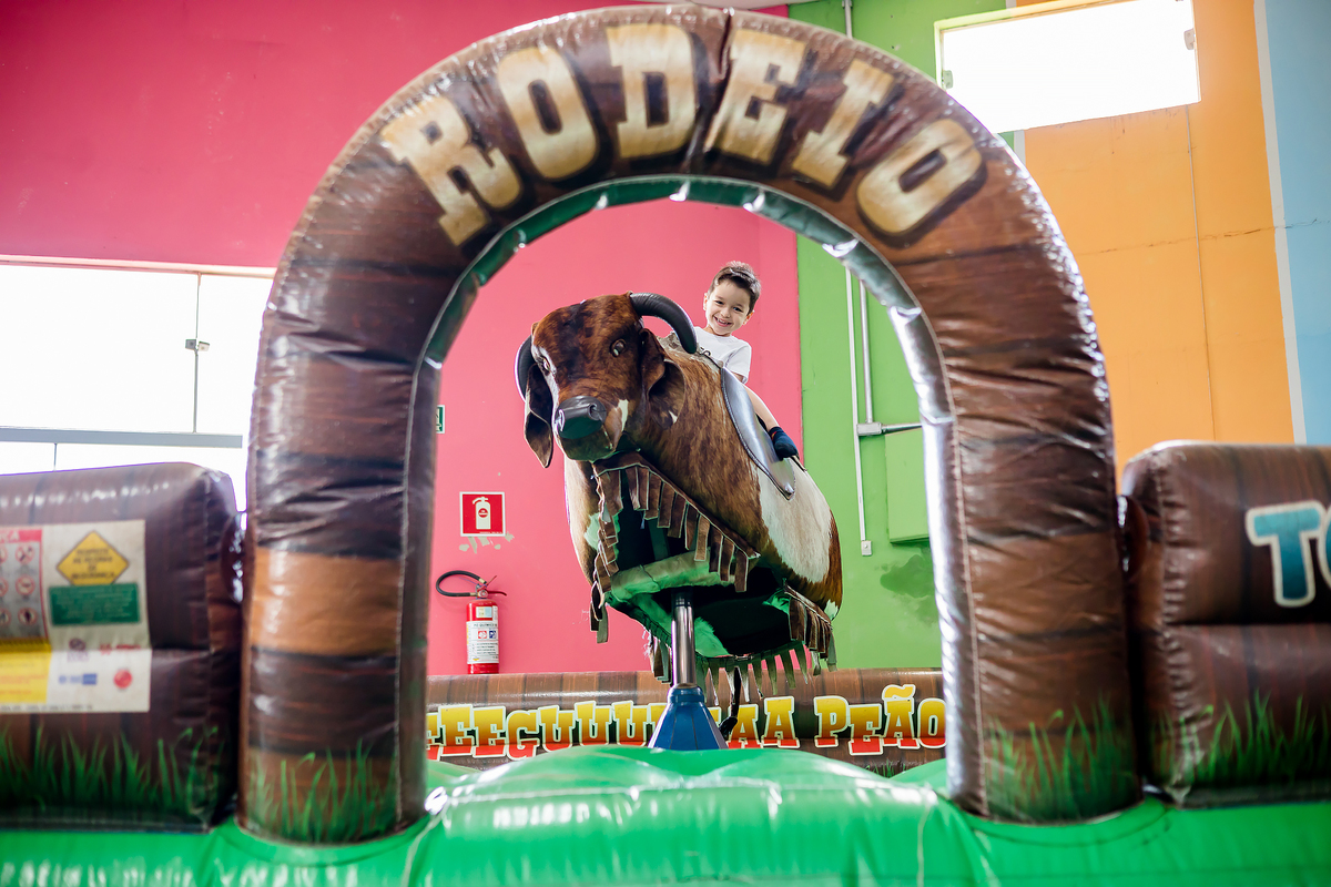 ANIVERSÁRIO INFANTIL - FOTOGRAFO EM ITAPEVA - ROBSON PRAXESDES - SALÃO ALGODÃO DOCE