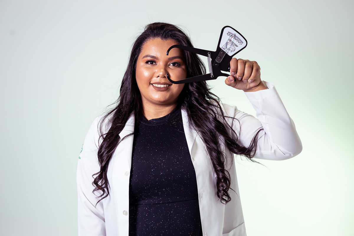 ENSAIO FORMATURA TURMA NUTRIÇÃO - FAIT ITAPEVA - FOTOGRAFO EM ITAPEVA - ROBSON PRAXEDES - POSES ENSAIO FORMANDOS - FORMATURA