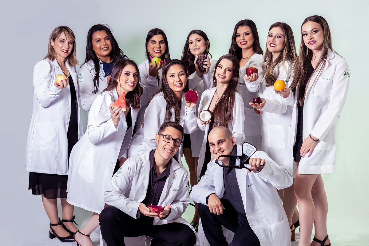 ENSAIO FORMATURA TURMA NUTRIÇÃO - FAIT ITAPEVA - FOTOGRAFO EM ITAPEVA - ROBSON PRAXEDES - POSES ENSAIO FORMANDOS - FORMATURA