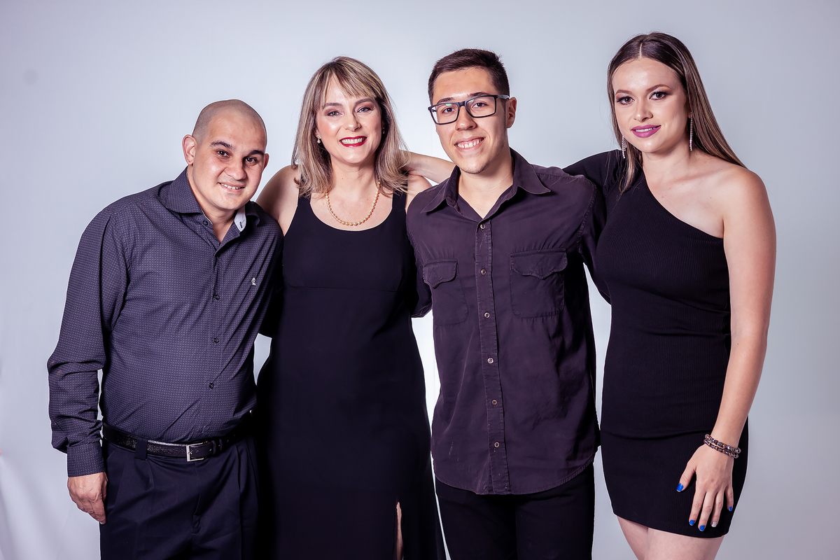 ENSAIO FORMATURA TURMA NUTRIÇÃO - FAIT ITAPEVA - FOTOGRAFO EM ITAPEVA - ROBSON PRAXEDES - POSES ENSAIO FORMANDOS - FORMATURA