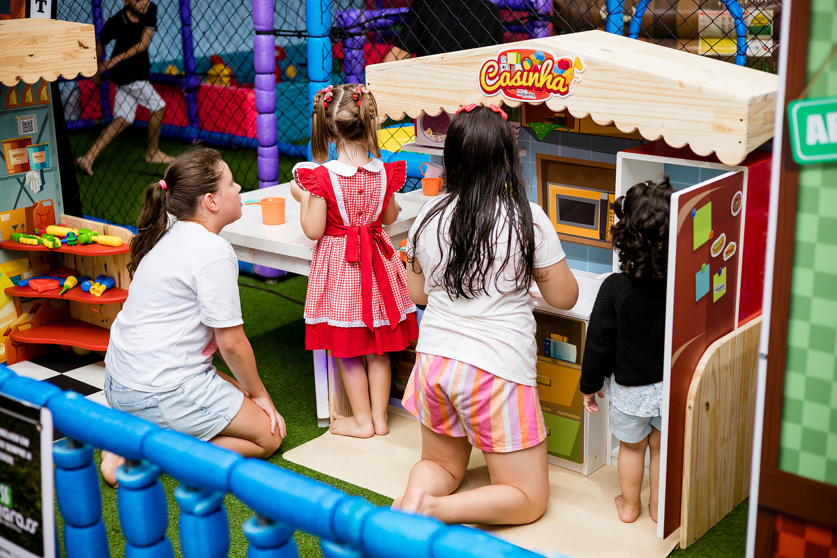 ANIVERSARIO INFANTIL - SALÃO ALGODAO DOCE ITAPEVA - FOTOGRAFO EM ITAPEVA - ROBSON PRAXEDES - POSES FOTO DE ANIVERSARIO