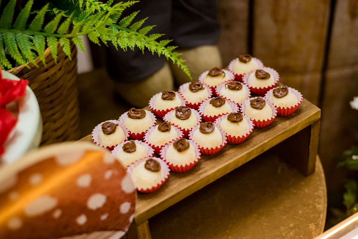 ANIVERSARIO INFANTIL - SALÃO ALGODAO DOCE ITAPEVA - FOTOGRAFO EM ITAPEVA - ROBSON PRAXEDES - POSES FOTO DE ANIVERSARIO