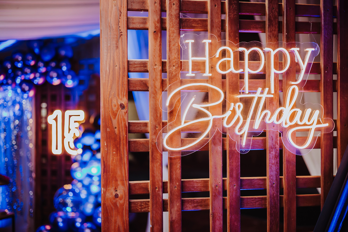 FOTOS DE ANIVERSARIO DE 15 ANOS - 15 ANOS - POSES 15 ANOS - FOTOGRAFO EM ITARARE - ROBSON PRAXEDES - ENSAIO FEMININO - CHACARA BABIZS - TONY BASILIO