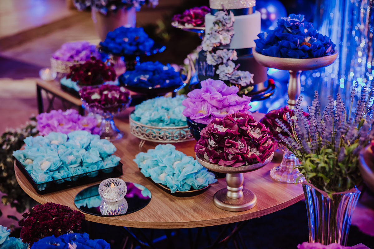 FOTOS DE ANIVERSARIO DE 15 ANOS - 15 ANOS - POSES 15 ANOS - FOTOGRAFO EM ITARARE - ROBSON PRAXEDES - ENSAIO FEMININO - CHACARA BABIZS - TONY BASILIO