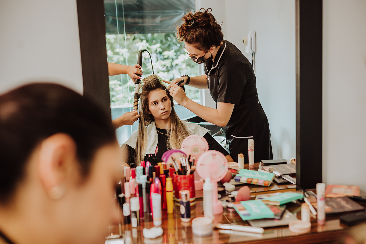 FOTOS DE ANIVERSARIO DE 15 ANOS - 15 ANOS - POSES 15 ANOS - FOTOGRAFO EM ITARARE - ROBSON PRAXEDES - ENSAIO FEMININO - CHACARA BABIZS - TONY BASILIO