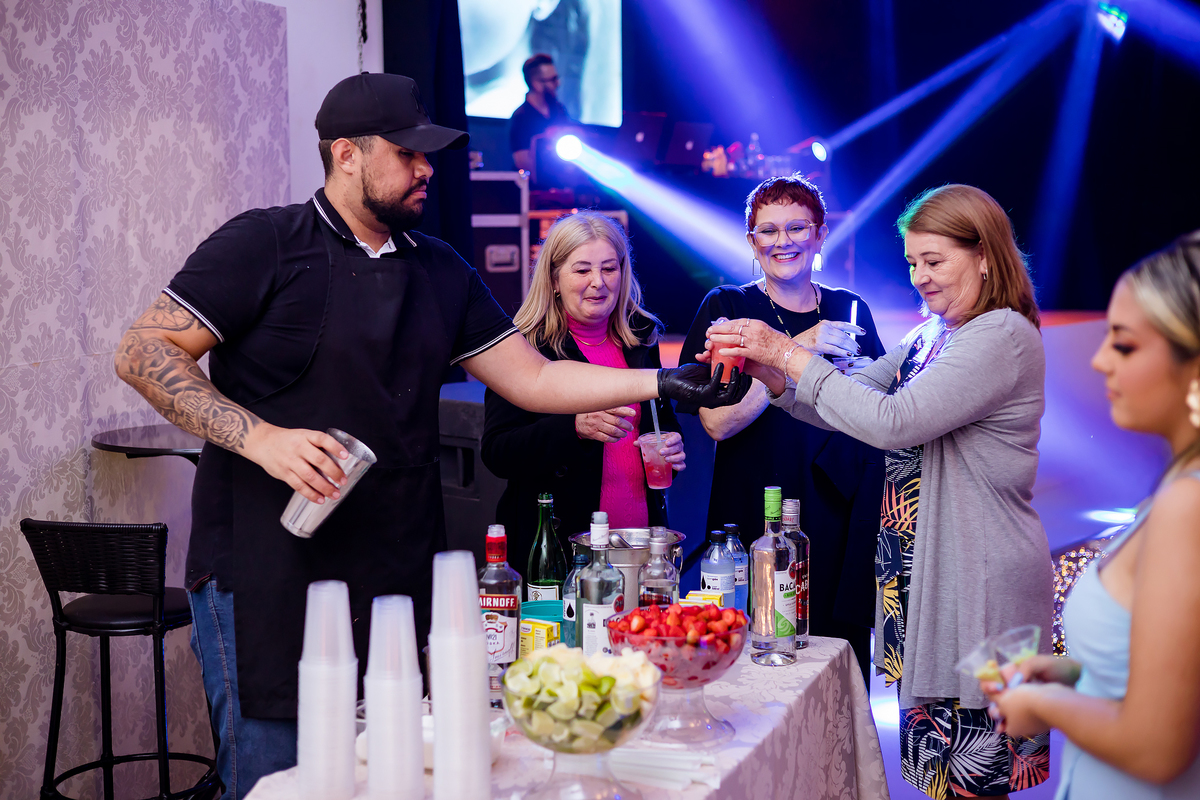 BODAS DE OURO -  BABALLOO CASA DE EVENTOS ITARARÉ - ROBSON PRAXEDES - FOTOGRAFO EM ITARARÉ - DJ FERNANDINHO - CAMILA DOCES