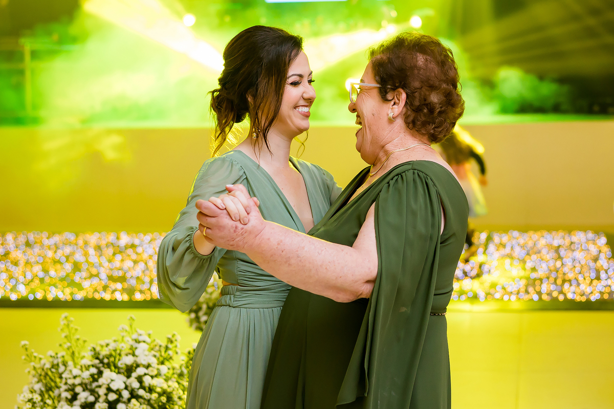 BODAS DE OURO -  BABALLOO CASA DE EVENTOS ITARARÉ - ROBSON PRAXEDES - FOTOGRAFO EM ITARARÉ - DJ FERNANDINHO - CAMILA DOCES