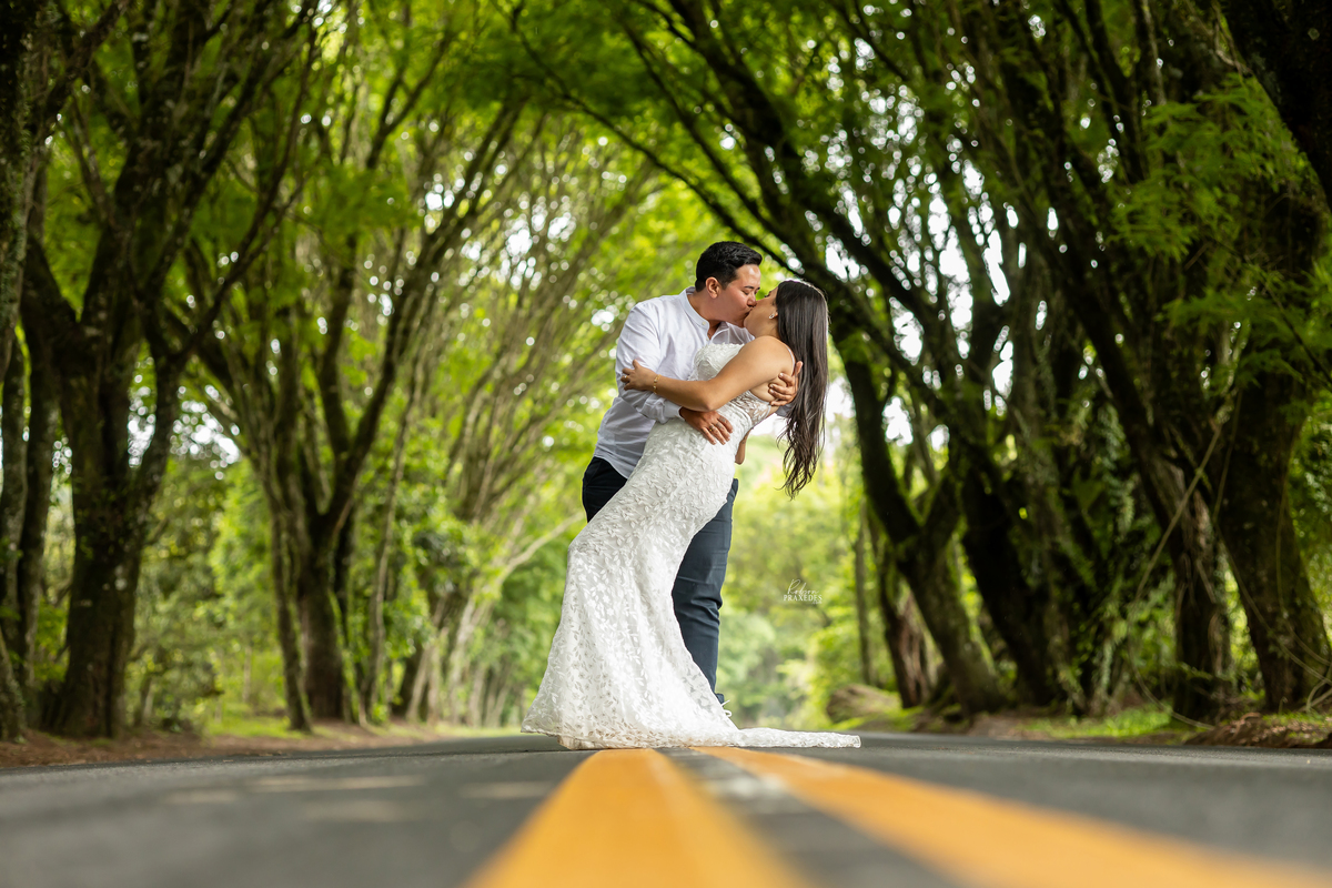 PRE WEDDING - LETTS ROAD CURITIBA - RUA DAS ARVORES - FOTOGRAFO EM CURITIBA - ROBSON PRAXEDES