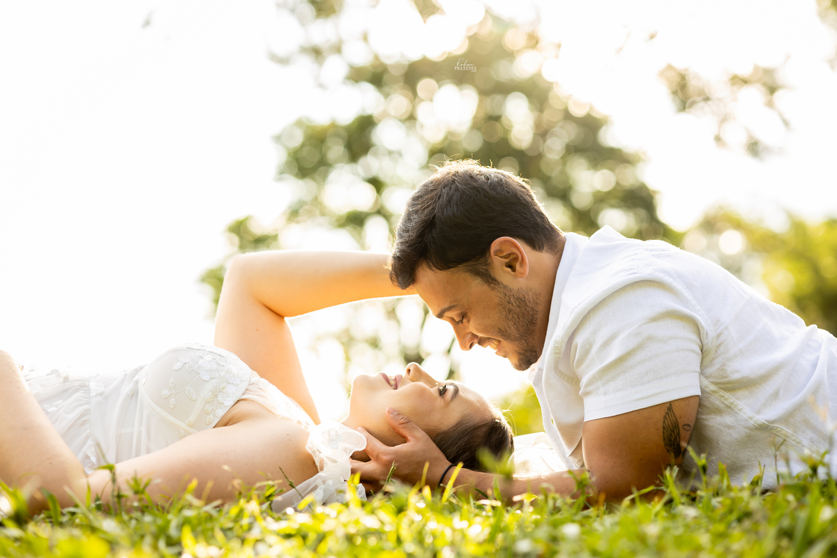 ENSAIO PRE CASAMENTO PARAISO DAS EPDRAS JAGUARIAIVA - PRE WEDDING PARAISO DAS PEDRAS - POSES ENSAIO PRE WEDDING - POSES ENSAIO CASAL - FOTOGRAFO EM JAGUARIAIVA ROBSON PRAXEDES - PARAISO DAS PEDRAS