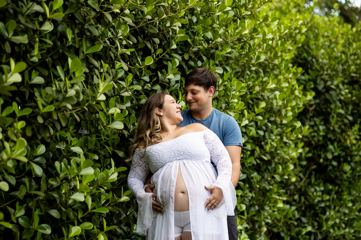 ENSAIO GESTANTE AR LIVRE - FOTOGRAFO EM ITAPEVA ROBSON PRAXEDES - PIMENTA BRASIL ITAPEVA