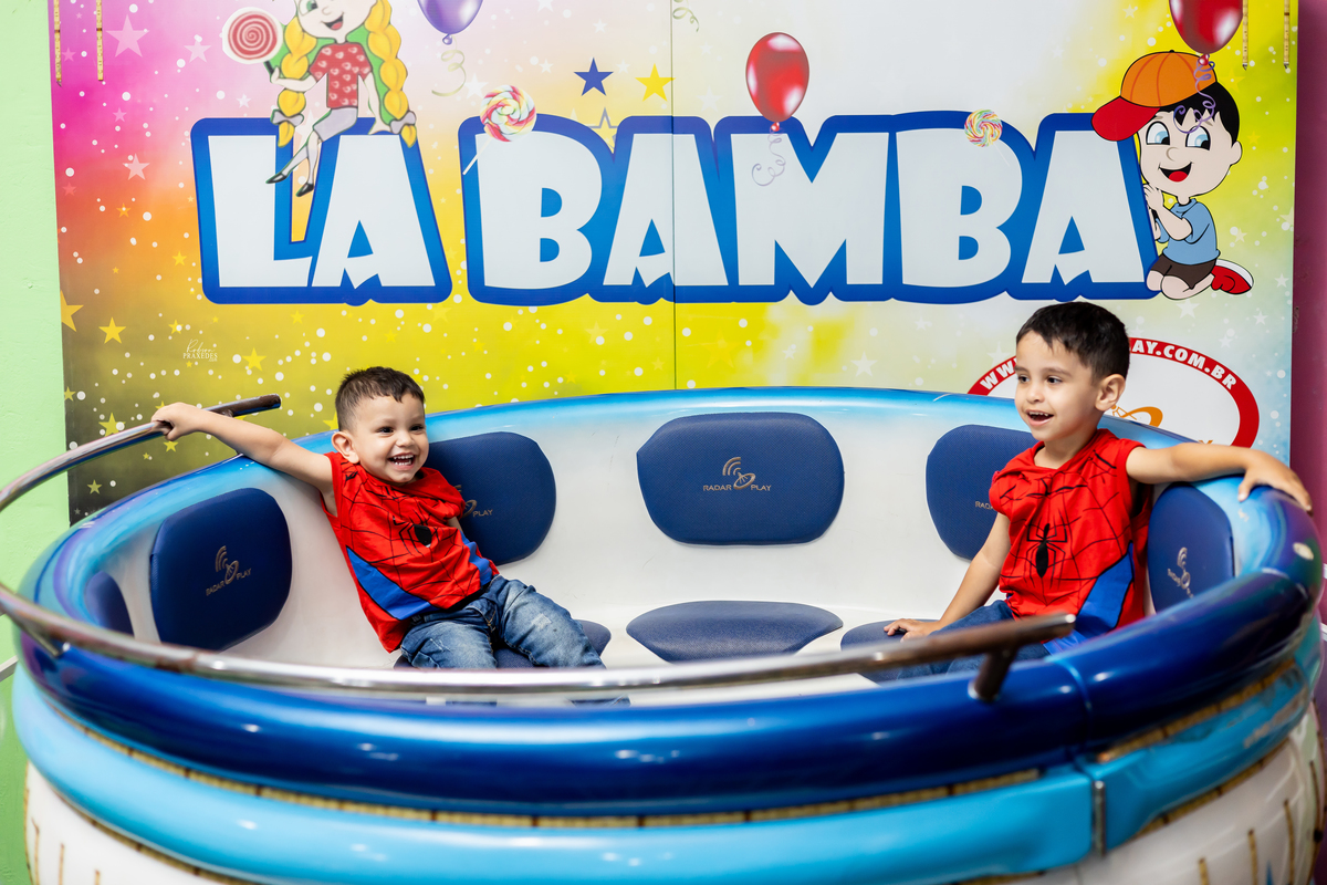 FOTOS DE ANIVERSARIO INFANTIL - SALAO AGODAO DOCE EM ITAPEVA - FOTOGRAFO EM ITAPEVA ROBSON PRAXEDES - DECORE KIDS ITAPEVA - DOIS AMORES DOCES