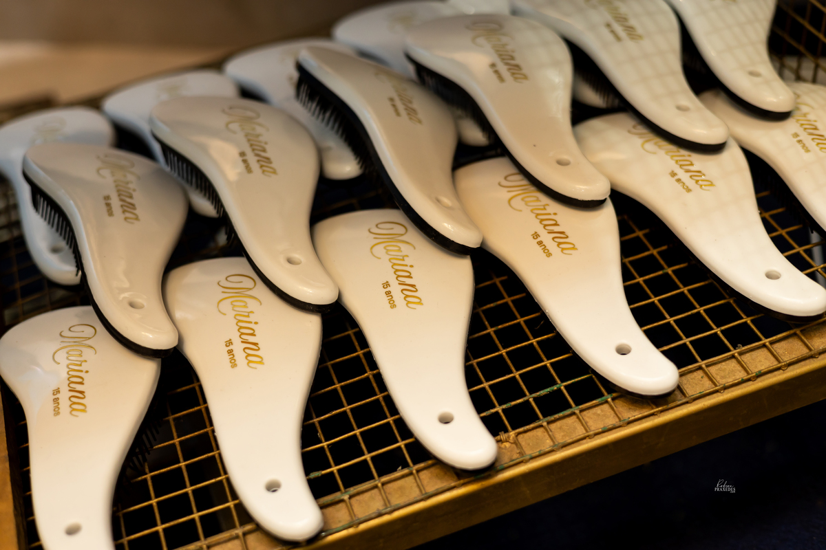 ANIVERSARIO 15 ANOS - ESPACO VITORIA EVENTOS ITAEVA - VINICIUS BUFFET E DECORACAO - FISCHER BARTENDER - FOTOGRAFO EM ITAPEVA ROBSON PRAXEDES