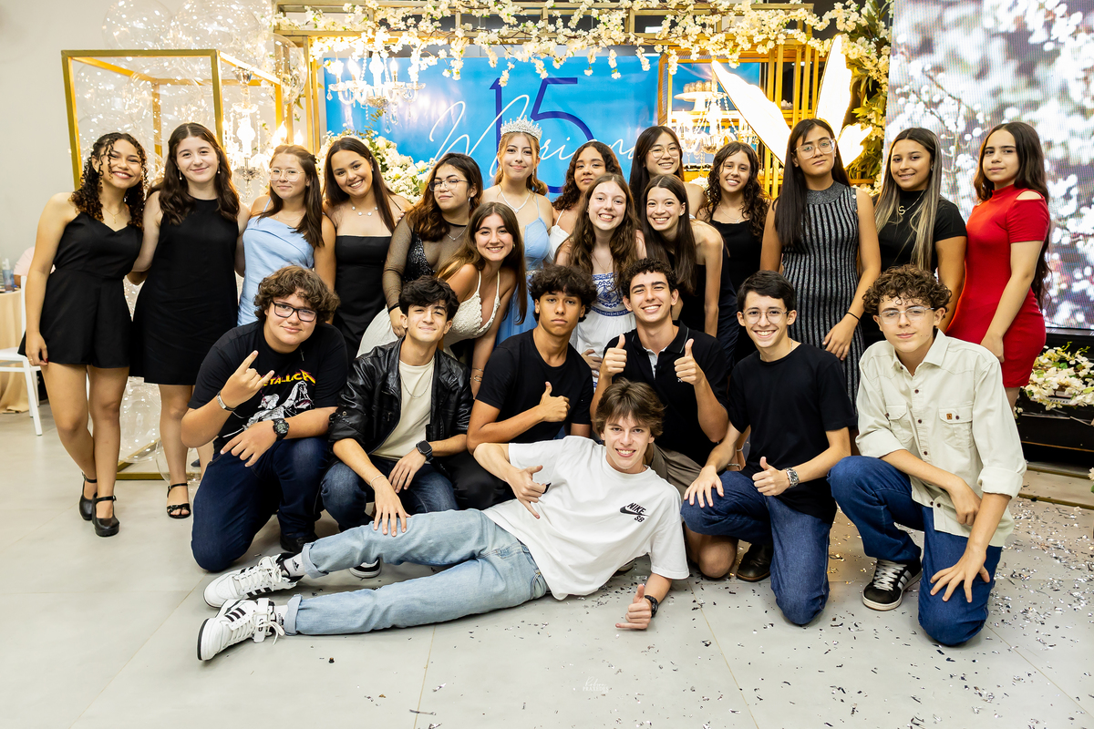 ANIVERSARIO 15 ANOS - ESPACO VITORIA EVENTOS ITAEVA - VINICIUS BUFFET E DECORACAO - FISCHER BARTENDER - FOTOGRAFO EM ITAPEVA ROBSON PRAXEDES