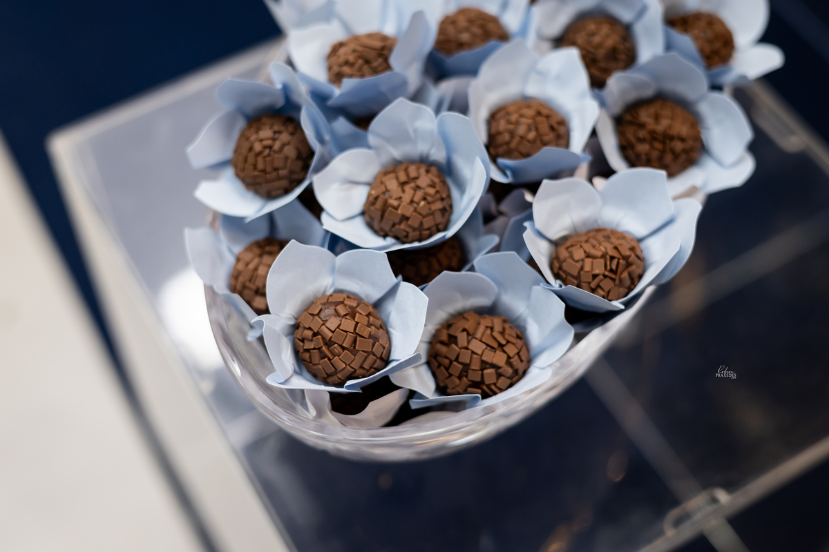 ANIVERSARIO 15 ANOS - ESPACO VITORIA EVENTOS ITAEVA - VINICIUS BUFFET E DECORACAO - FISCHER BARTENDER - FOTOGRAFO EM ITAPEVA ROBSON PRAXEDES