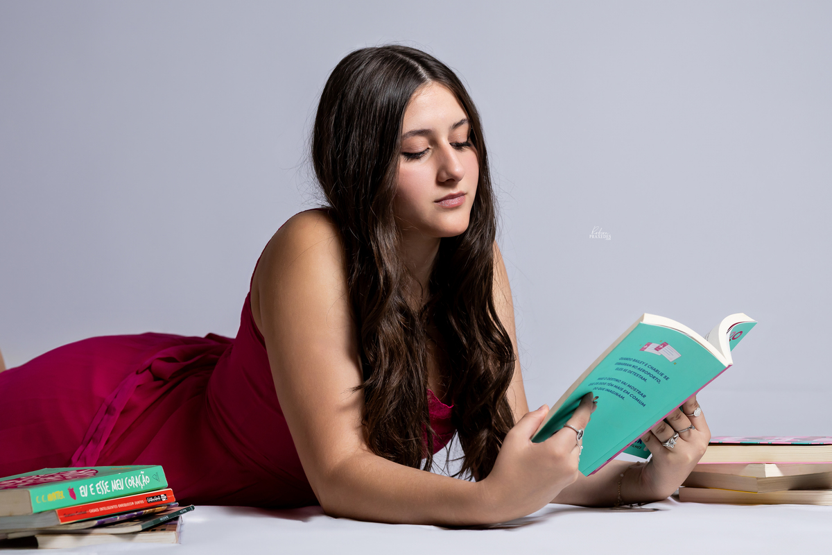 ENSAIO 15 ANOS - ENSAIO ESTUDIO - ENSAIO PALMEIRAS - FOTOGRAFO EM ITAPEVA ROBSON PRAXEDES