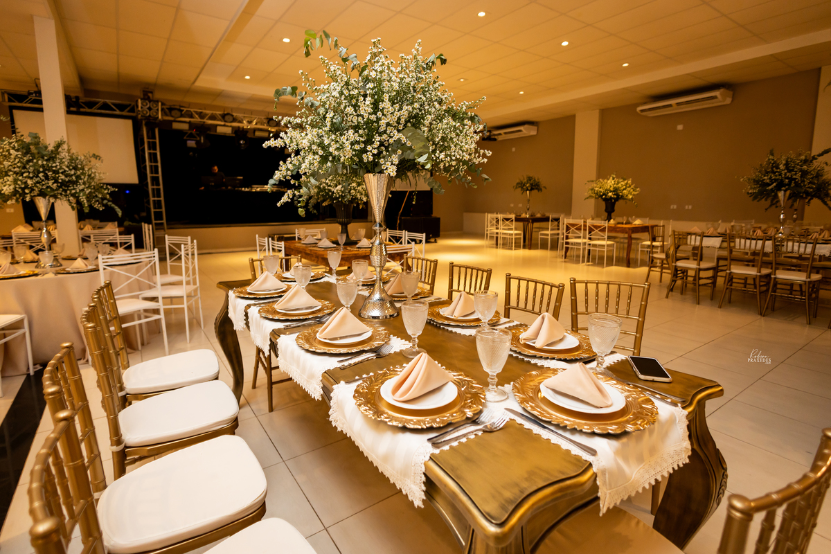 ANIVERSARIO 15 ANOS - FOTOGRAFO EM ITAPEVA ROBSON PRAXEDES - VINICIUS BUFFET E DECORACAO - ESPACO VERDE MICHETTI