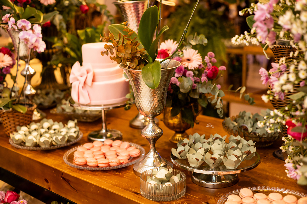 ANIVERSARIO 15 ANOS - FOTOGRAFO EM ITAPEVA ROBSON PRAXEDES - VINICIUS BUFFET E DECORACAO - ESPACO VERDE MICHETTI