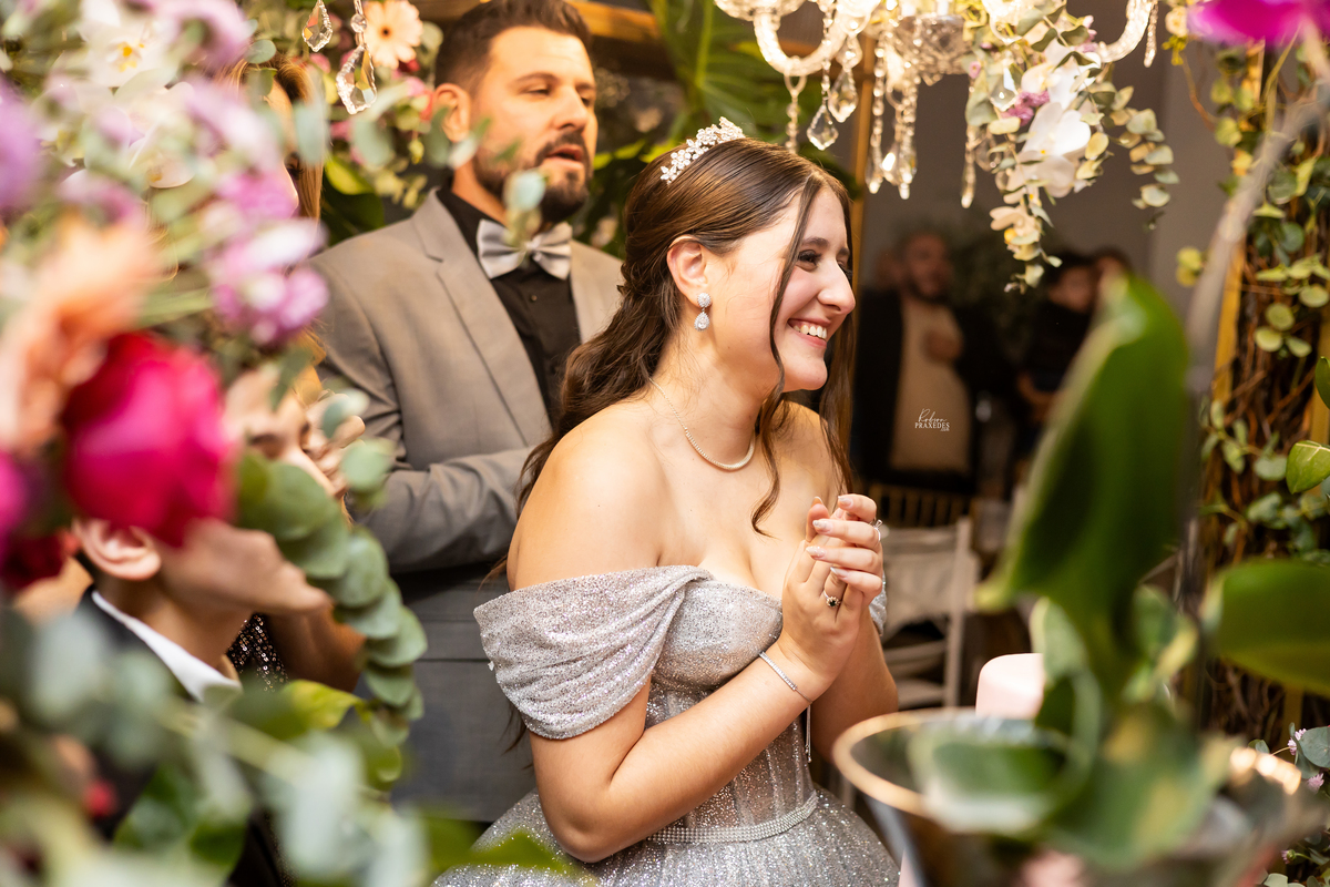 ANIVERSARIO 15 ANOS - FOTOGRAFO EM ITAPEVA ROBSON PRAXEDES - VINICIUS BUFFET E DECORACAO - ESPACO VERDE MICHETTI