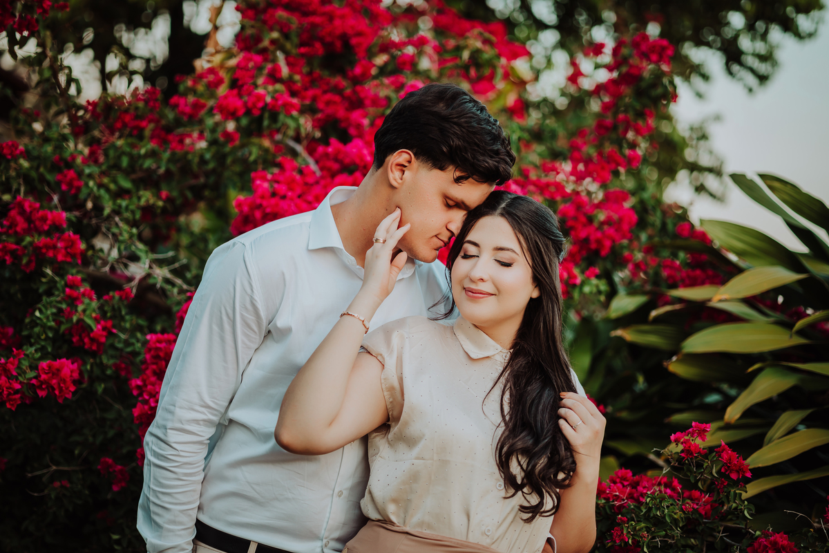 ENSAIO PRE CASAMENTO - ENSAIO PRE WEDDING - DOMO PEDRA CHATA ITAPEVA - FOTOGRAFO EM ITAPEVA - ROBSON PRAXEDES