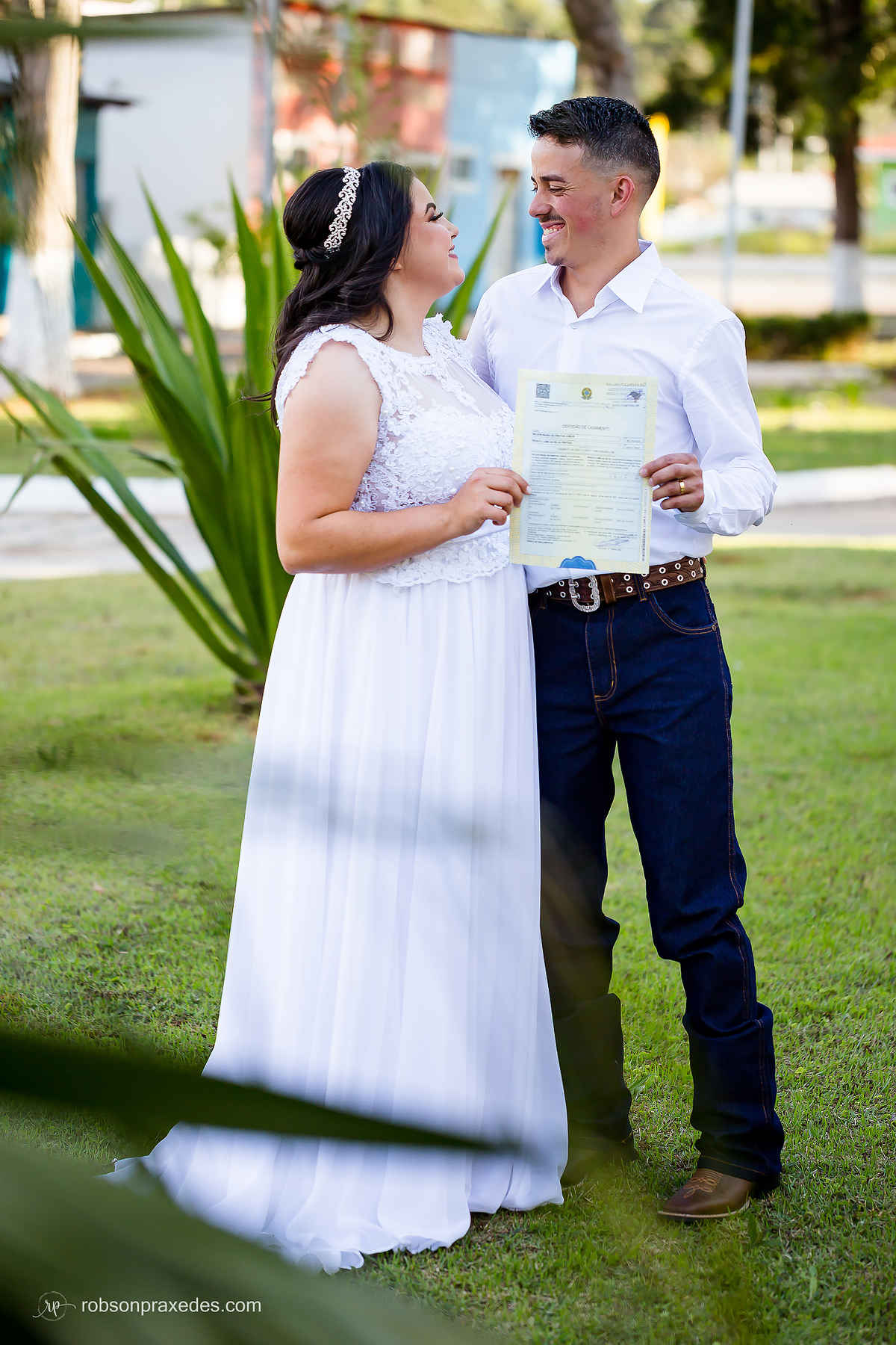  FOTOS DE CASAMENTO - FOTOGRAFO EM ITAPEVA E NOVA CAMPINA - ROBSON PRAXEDES - POSES DE FOTOS PARA CASAMENTO