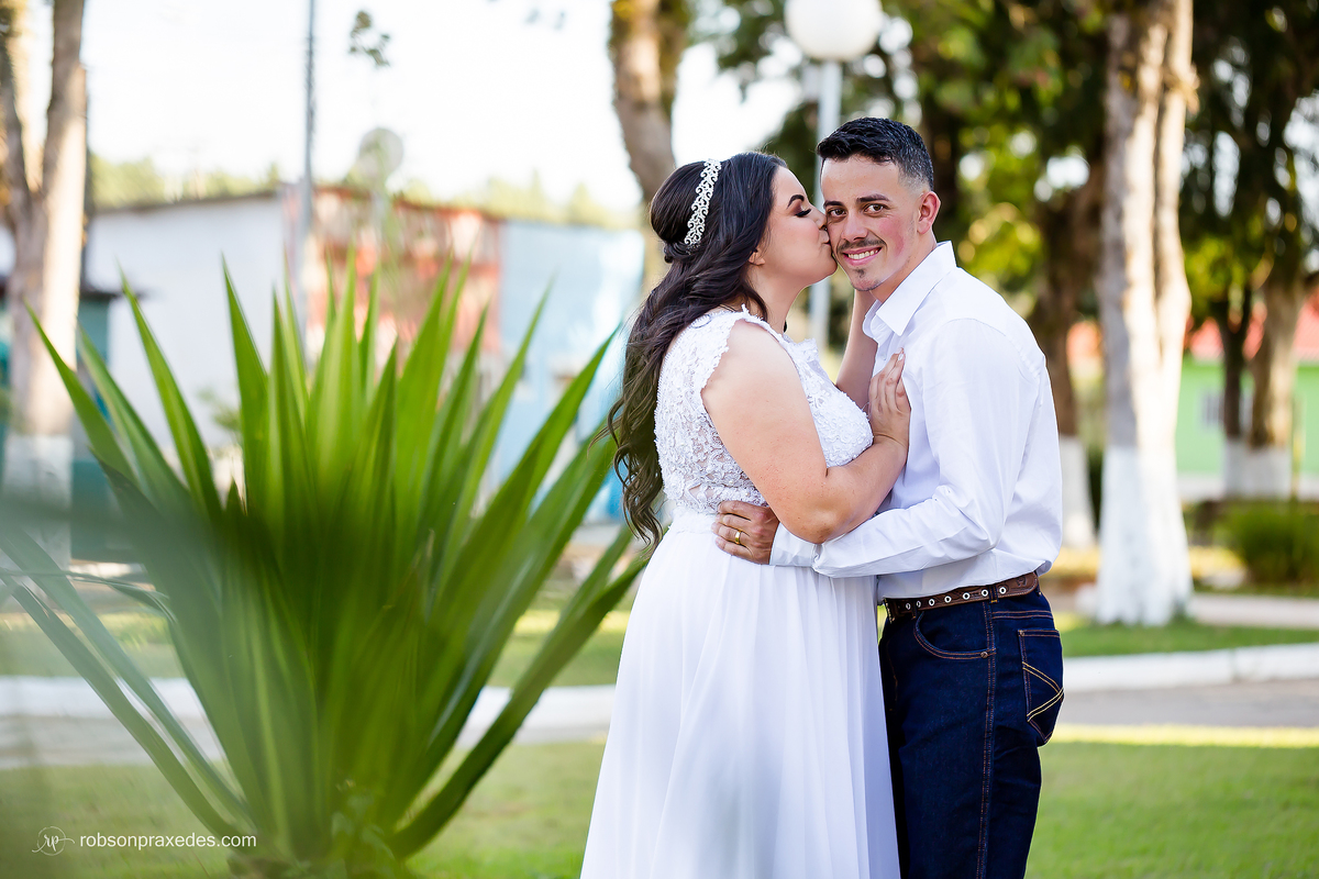  FOTOS DE CASAMENTO - FOTOGRAFO EM ITAPEVA E NOVA CAMPINA - ROBSON PRAXEDES - POSES DE FOTOS PARA CASAMENTO