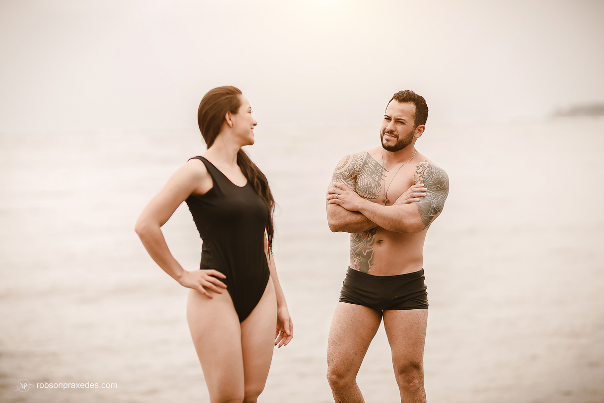 ENSAIO PRE CASAMENTO NA PRAIA - MATINHOS - FOTOGRAFO EM ITAPEVA - ROBSON PRAXEDES - POSES ENSAIO CASAL - POSES ENSAIO PRE CASAMENTO - ENSAIO NA PRAIA