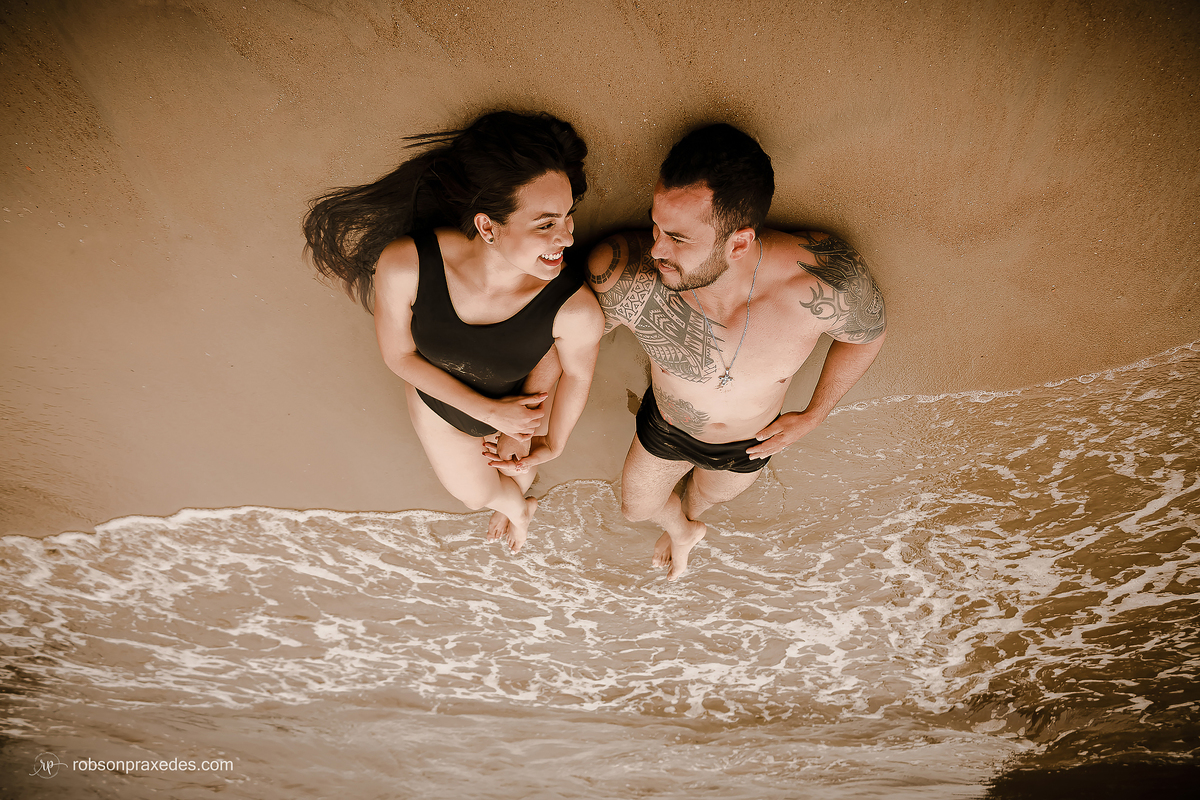 ENSAIO PRE CASAMENTO NA PRAIA - MATINHOS - FOTOGRAFO EM ITAPEVA - ROBSON PRAXEDES - POSES ENSAIO CASAL - POSES ENSAIO PRE CASAMENTO - ENSAIO NA PRAIA