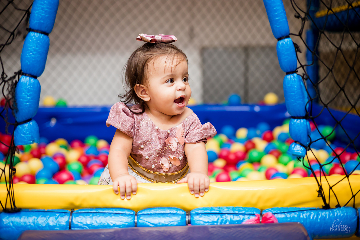 FOTOGRAFO EM ITAPEVA - ROBSON PRAXEDES - CASA DE FESTAS SONHO MEU - FOTOGRAFIA DE ANIVERSARIO