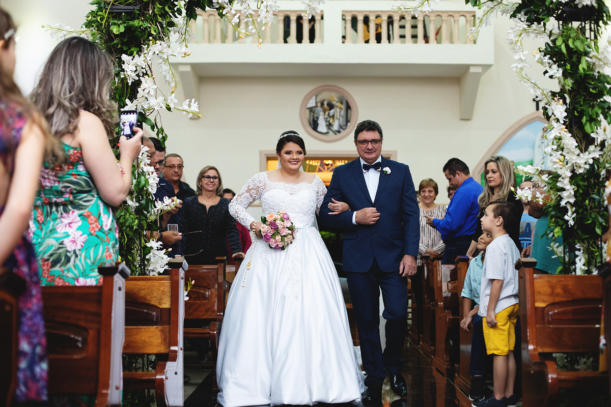 entrada da noivas com o pai fotos balada erik faria fotografo casamento perfeito fotografo de casamento fotografo 