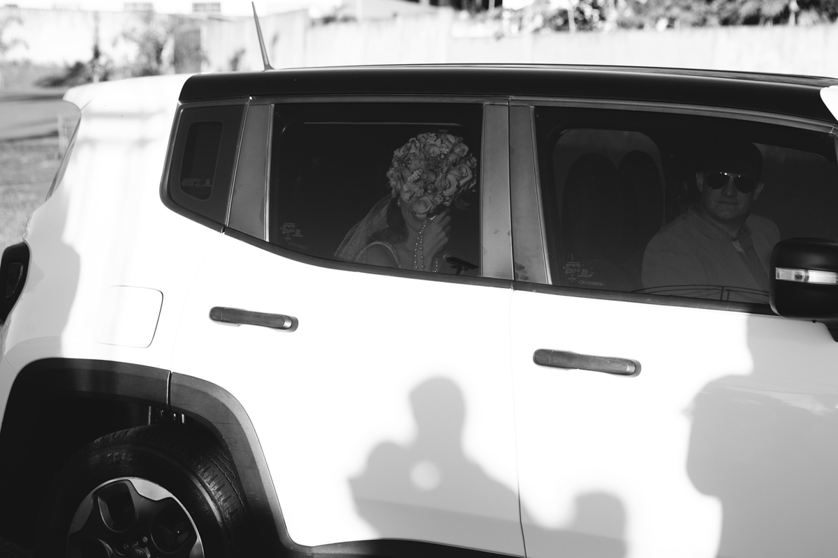 noiva no carro erik faria fotografo casamento perfeito fotografo de casamento fotografo 