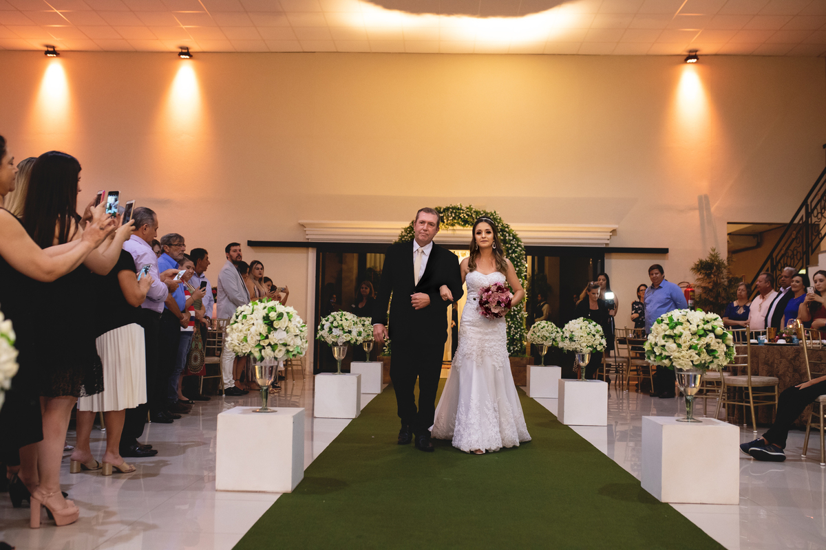 entrada da noiva erik faria fotografo fotografo de casamento fotografo de casamento rio preto