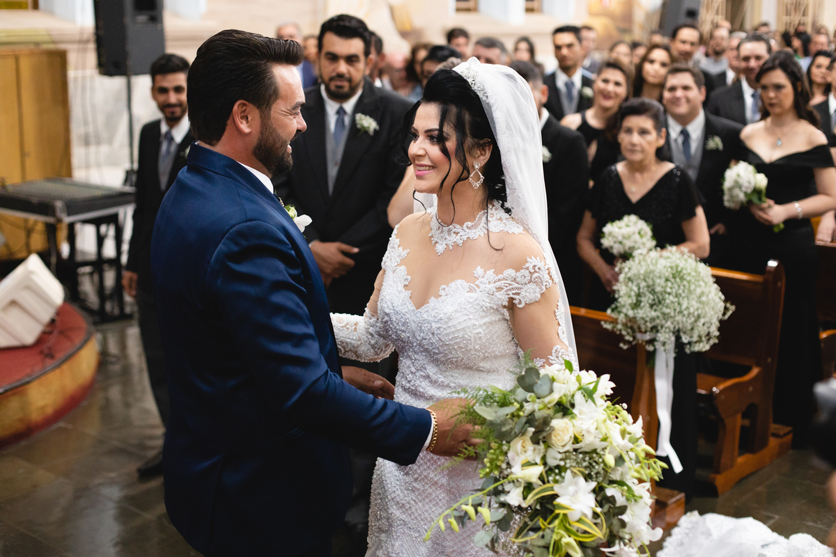 entrada da noiva casamento ana paula e paulinho casamento ana e paulo