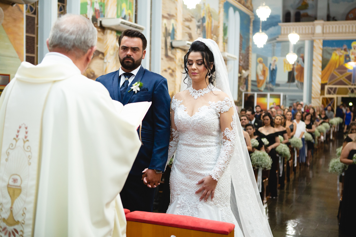 entrada da noiva casamento ana paula e paulinho casamento ana e paulo