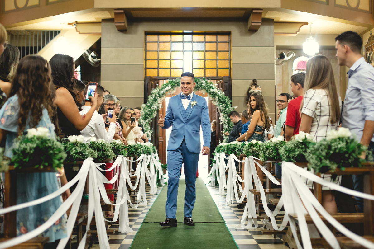 entrada do noivofotografo de casamento melhor fotografo de casamento rio preto erik faria fotografo luana nicolete 