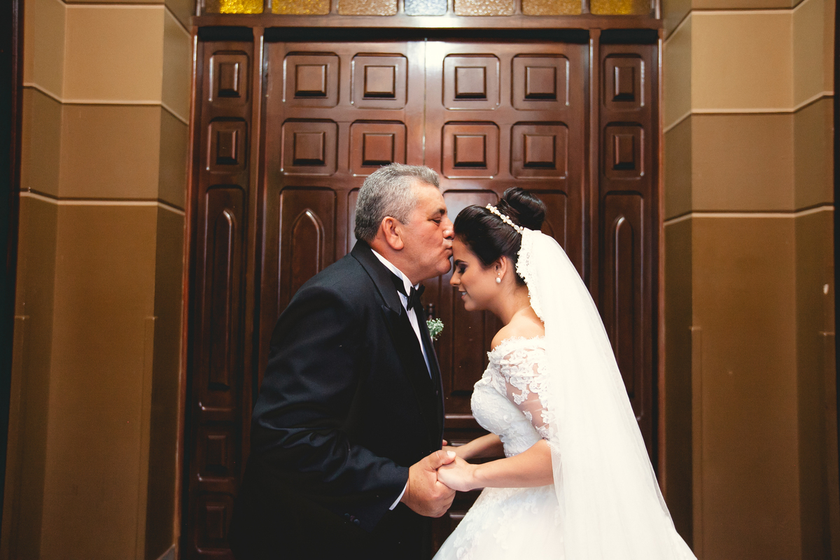 fotos da noiva com o pai fotografo de casamento melhor fotografo de casamento rio preto erik faria fotografo luana nicolete 