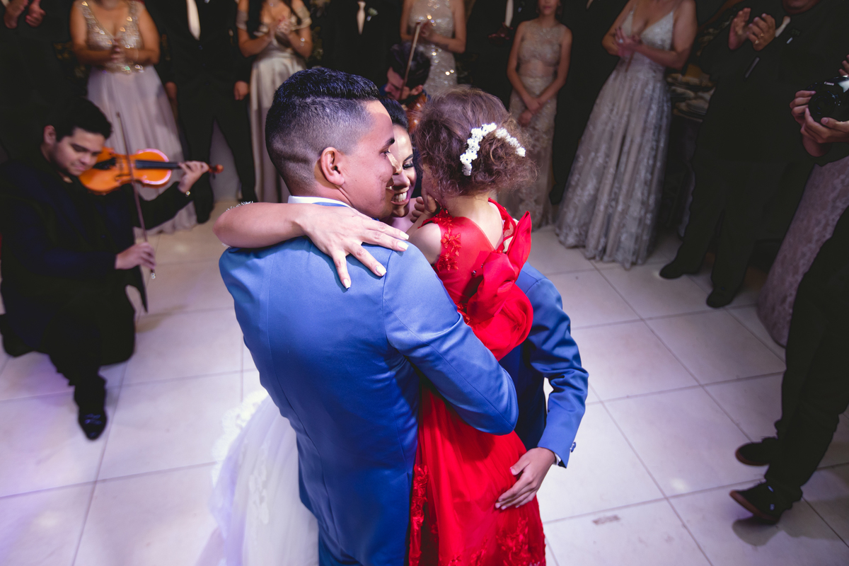 fotografo de casamento melhor fotografo de casamento rio preto erik faria fotografo luana nicolete 
valsa dos noivos